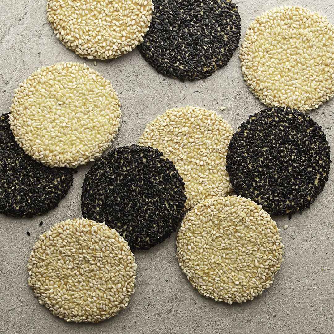 Sesame Biscuit